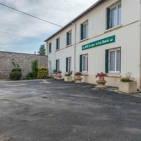 Hotel Du Cygne De La Croix Blanche Lailly-en-Val 외부 사진